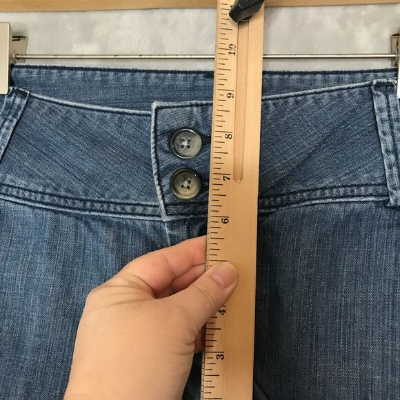 GAP Shorts Womens 6 Denim Flat Front Mid Rise Pockets Buttons Jean Cotton - Picture 9 of 10